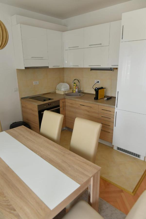 Dobi Apartmani Wing Jagodina Εξωτερικό φωτογραφία